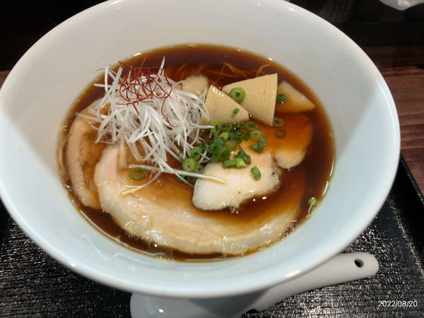 「醤油らーめん850円＋叉焼1枚100円」@らーめんぶん治の写真