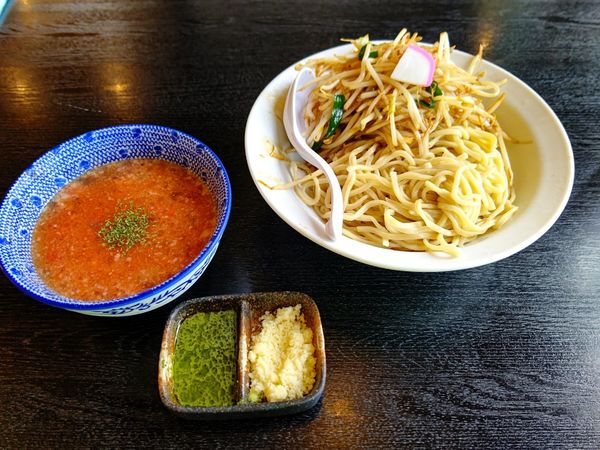 「冷やしトマトもりタンメン(並盛・200g)990円」@極濃湯麺シントミ 本庄インター店の写真
