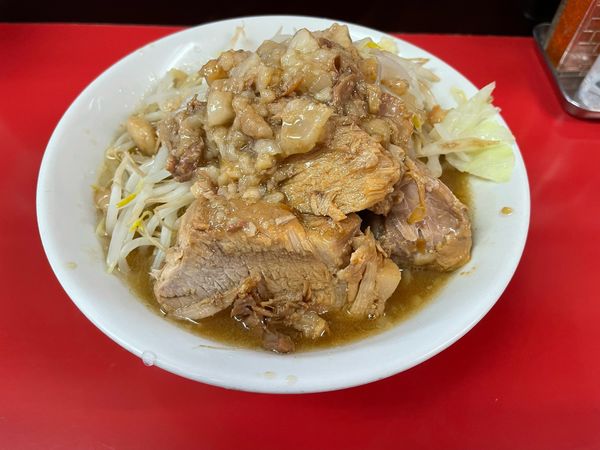「ラーメン　アブラ、ニンニク少なめ」@ラーメンハイキックの写真