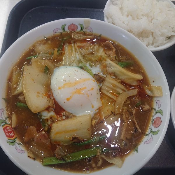「温玉中華カレーラーメンフェアセットB990円他」@餃子の王将 本八幡駅前店の写真