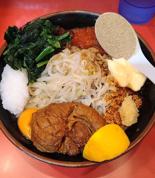 「冷やしまぜそばミニ+煮干し粉､ほうれん草､大根おろし」@麺屋 桐龍 久喜店の写真