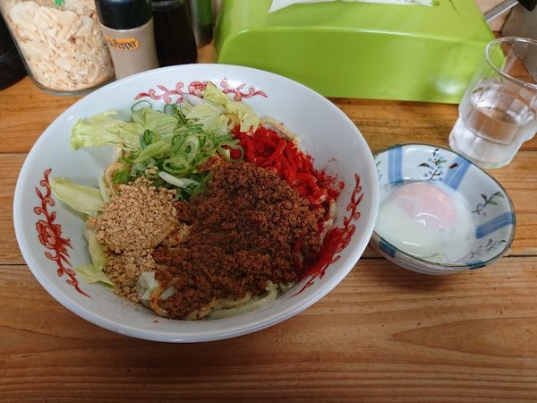 「汁無し担々麺 温泉卵」@自家製麺 てんかの写真