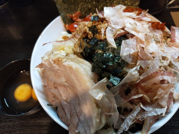 「【限定】しお冷やし中華(癒し)大1350円+生卵50円」@豚星。の写真