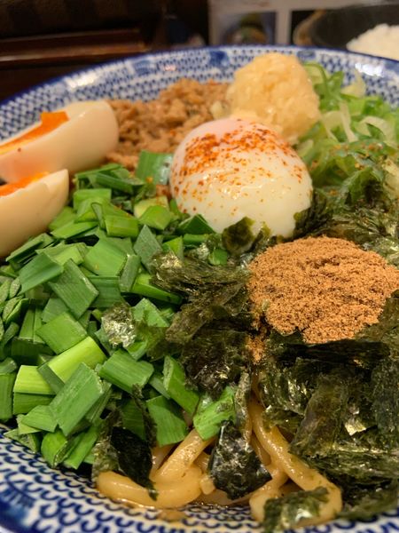 「台湾混ぜそば黒　倍盛り」@つけめん舎 一輝の写真