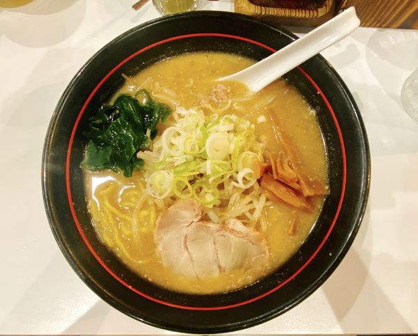 「札幌 味噌:880円」@北海道らーめん みそ熊 北千住店の写真