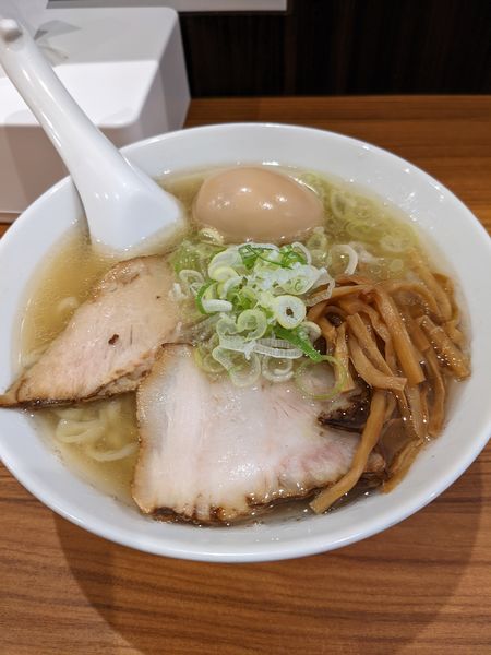 「珀＋煮卵」@喜多方食堂 山海の写真