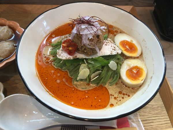 「海老と豆乳の冷製坦々麺＋味玉」@えびそば 緋彩の写真