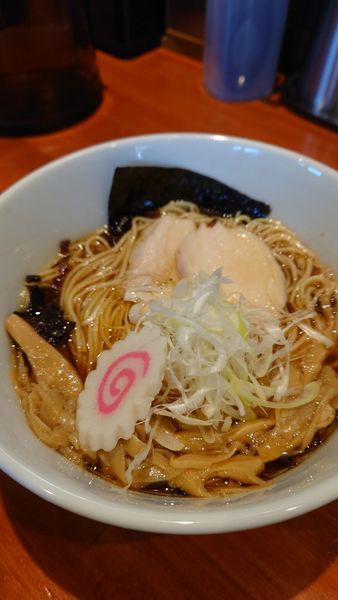 「芳醇中華そば」@中華そば 輝羅の写真