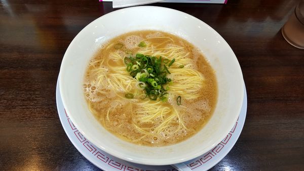 「朝ラーメン」@博多らーめん ひまわりの写真