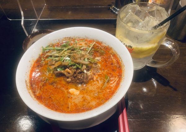 「白胡麻担々麺（辛め・固め￥900）他」@天鳳の写真