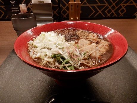 「手打ち式　とろみ中華そば」@極 BANKARA TOKYOの写真