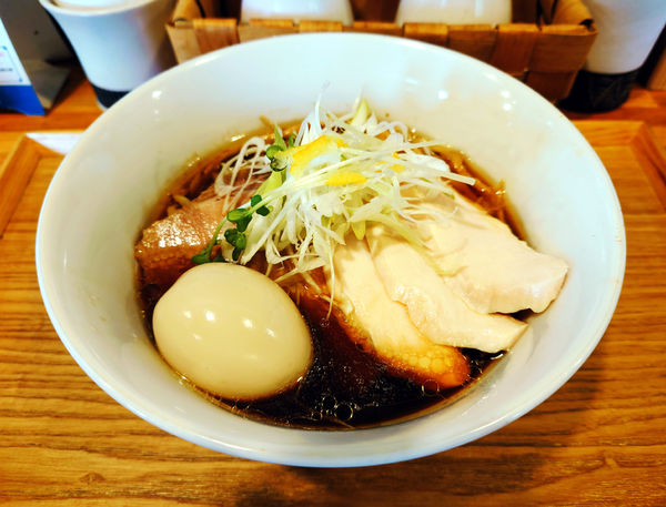 「チャーシュー中華そば」@中華蕎麦 はざまの写真