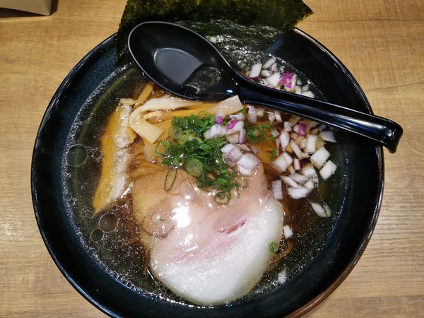 「あっさりの紫基本」@らーめん銕 本店の写真