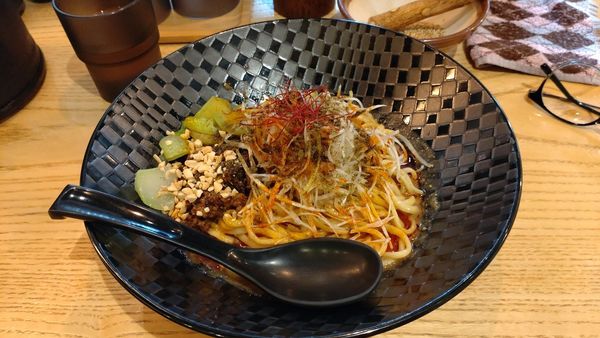 「汁無し坦々麺」@四川担々麺 どういうわけで、の写真