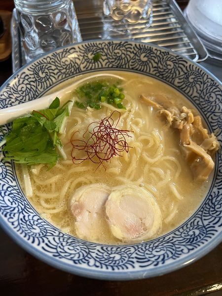 「濃厚鶏白湯らーめん」@濃厚鶏白湯らーめん 麺屋一楽の写真