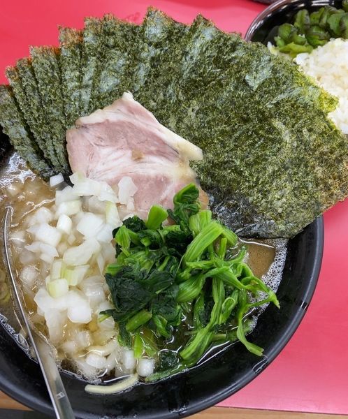 「のり増しラーメン800円+タマネギ50」@武蔵家直系 ぼうそう家の写真