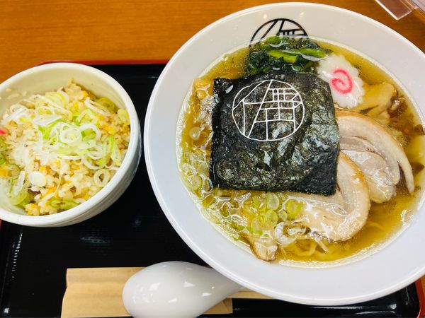 「佐野らーめんと半チャーハン」@東北自動車道 佐野SA 上りレストランの写真