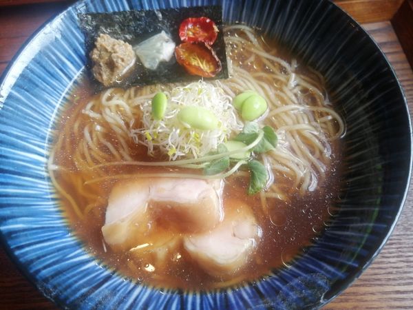 「（期間限定）煮干しの冷やしラーメン¥950＋ミニカレー¥350」@Omirukの写真