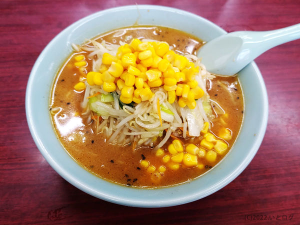 「味噌ラーメン（＋コーン）」@満北亭 都留店の写真