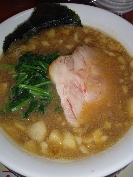 「濃厚豚骨醤油（背油）」@栃木中華そば 神志の写真