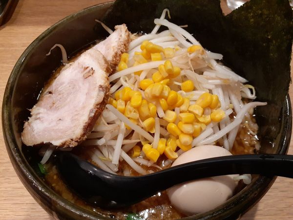 「特みそこってりらーめん（背脂あり）」@らーめんダイニング ど・みそ 京橋本店の写真