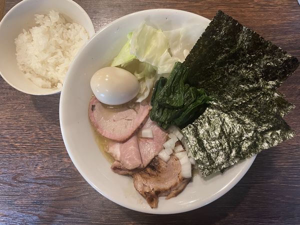 「【限定】豚骨ラーメン（塩）」@麺屋 真心の写真