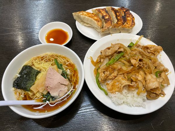 「Bセット+ ギョーザ」@東京亭 昭島店の写真