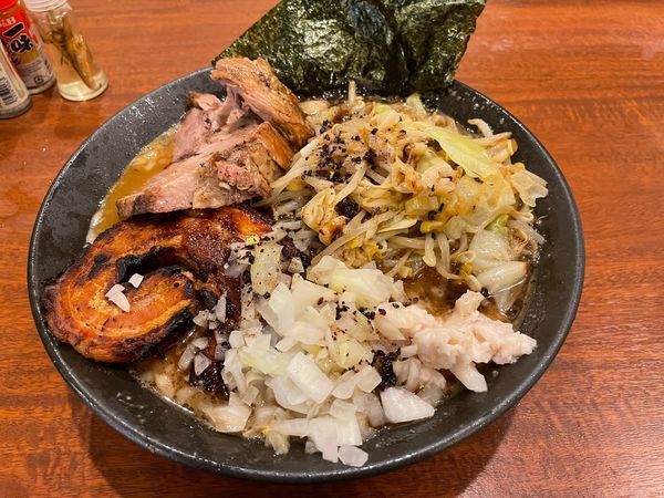 「横濱豚骨ラーメン」@和歌山家 蒔田店の写真