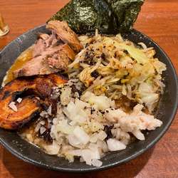 横濱豚骨ラーメン