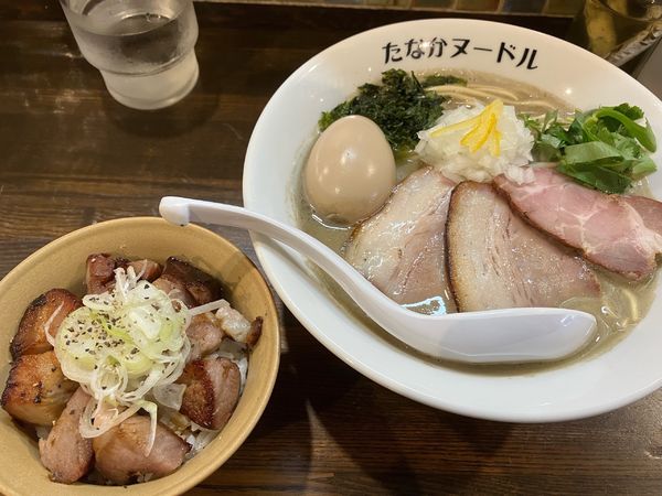 「特製タナニボ　チャーシュー丼」@たなか青空笑店の写真