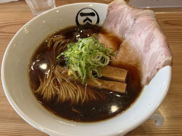 「魚だし醤油らぁ麺（850円）」@らぁ麺 きむらの写真