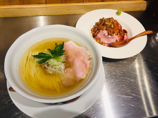 「塩そばと肉丼のお得セット【1050円】」@成城青果の写真