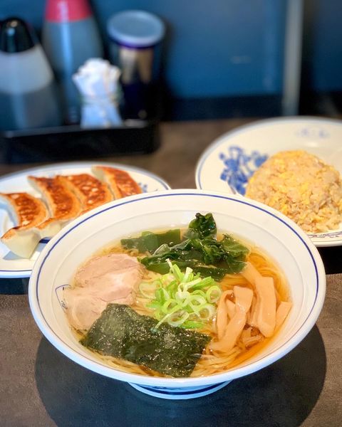 「中華そば半炒飯セット」@代一元 総本店の写真