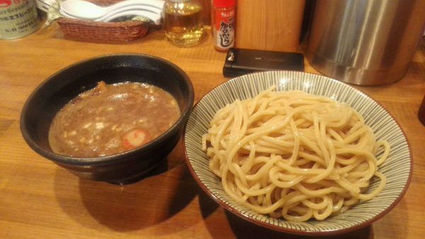 「濃厚魚介つけ麺930円」@馳走麺 狸穴の写真
