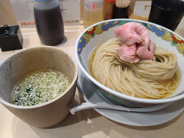 「鰹昆布水つけ麺」@つけめん金龍の写真