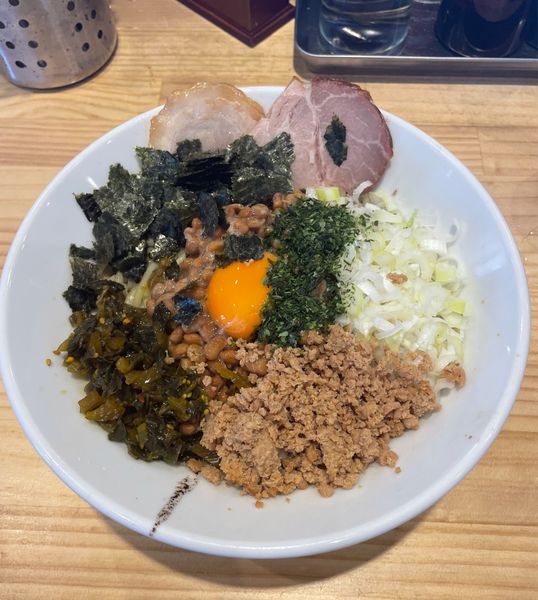 「【限定】黒味噌納豆まぜそば」@中華そば 貴将の写真