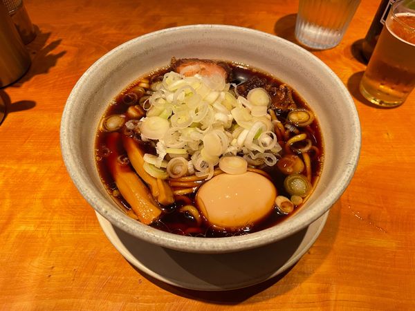 「micro(チャーシュー1枚)+ネギ」@人類みな麺類 東京本店の写真