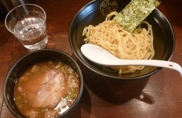 「つけ麺大盛」@節骨麺たいぞう 三軒茶屋店の写真