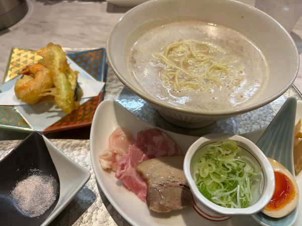 「鶏ぱいたん 天ぷら付」@らぁ麺・つけ麺 彩はにほへとの写真