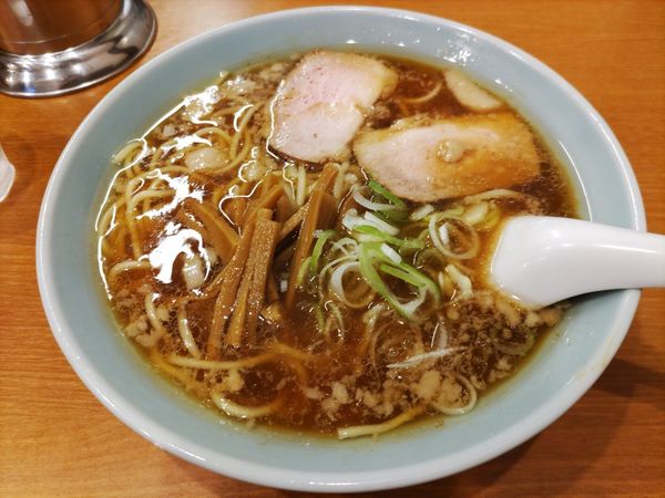 「中華そば+背脂」@共楽の写真