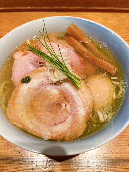 「特製塩らぁめん」@らぁめん鴇の写真