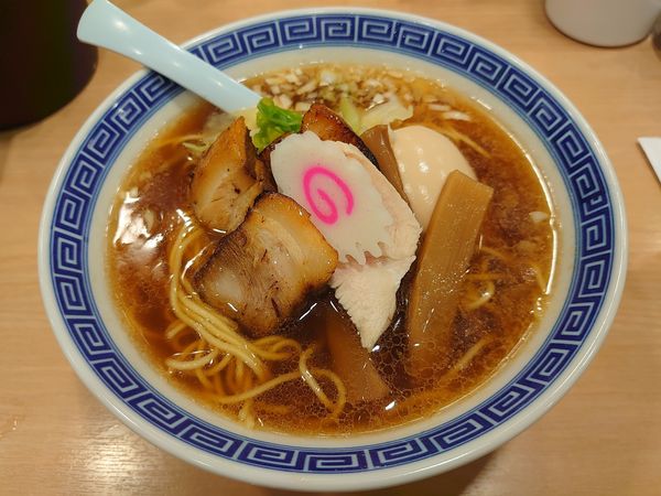 「味玉中華そば」@スミレ食堂の写真