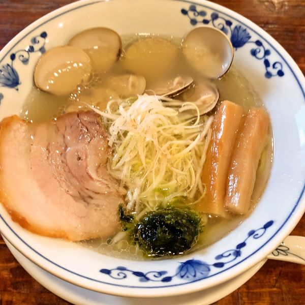 「貝だし塩ラーメン」@貝料理 梵厨の写真