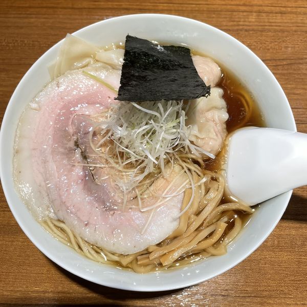 「＜限定①＞ 肉わんたんめん ￥980」@寿製麺よしかわ 川越店の写真