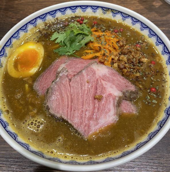 「【限定】ビーフカレーラーメン　１３５０円」@味噌ラーメン 雪ぐにの写真