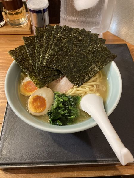 「ラーメン味玉」@銀八商店の写真
