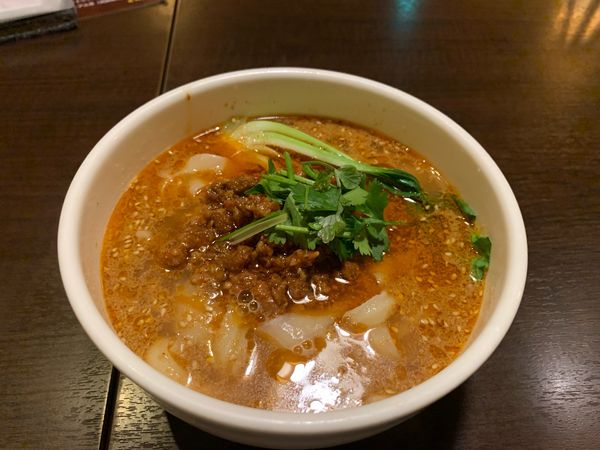 「坦々刀削麺」@西安刀削麺酒楼 本厚木店の写真