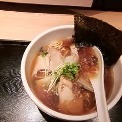 煮干しラーメン(900円)