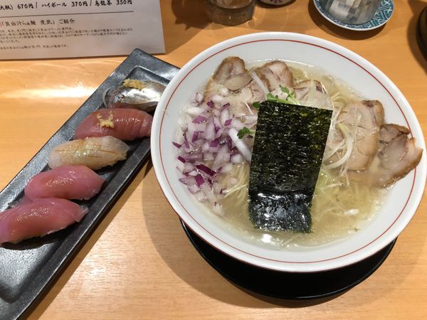 「貝出汁塩らぁー麺＋鮨五貫 1,200円」@貝 刺身専門店 しらはらの写真