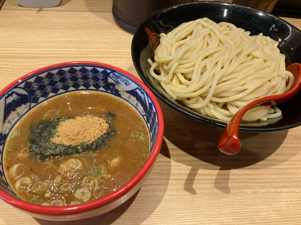 「つけ麺大盛」@つけ麺専門店 三田製麺所 蒲田東口店の写真